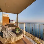 The Wave Apartment